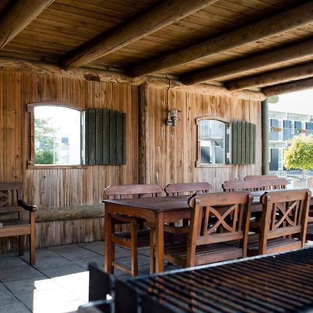 4 Person Holiday Home On A Holiday Park In Glesborg Bagian luar foto